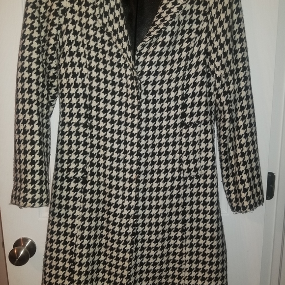 Winter coat - Picture 3 of 3